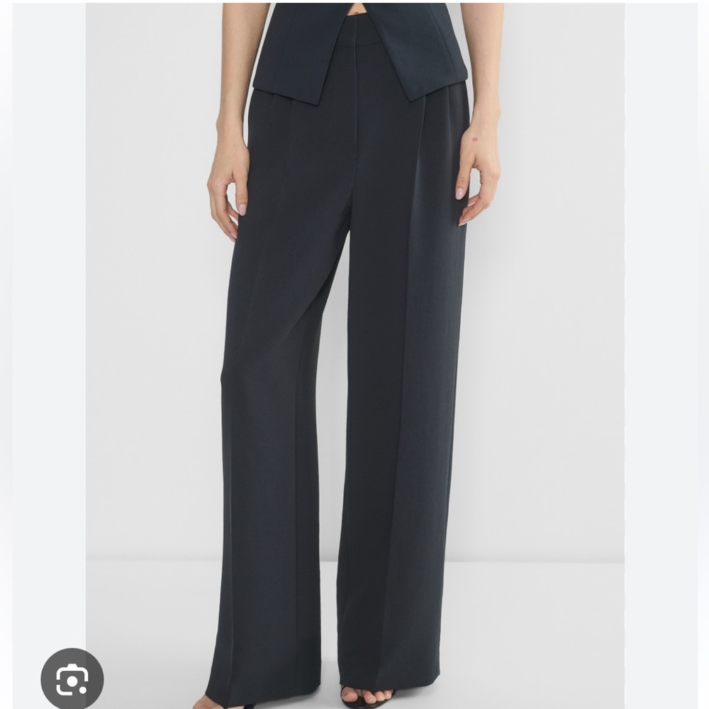 Aritzia Wilfred Effortless Pant
